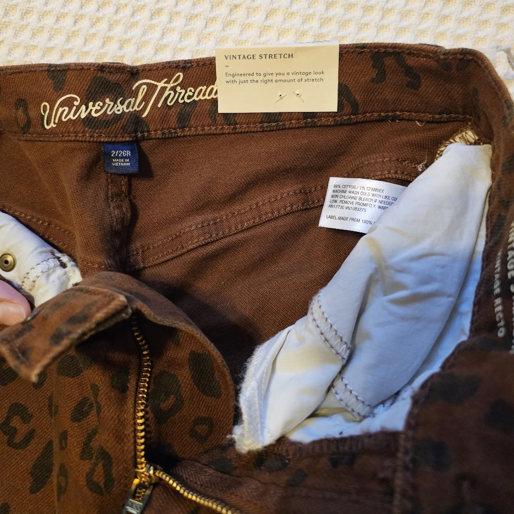 Universal Thread Vintage Straight Leopard Print J… - image 6